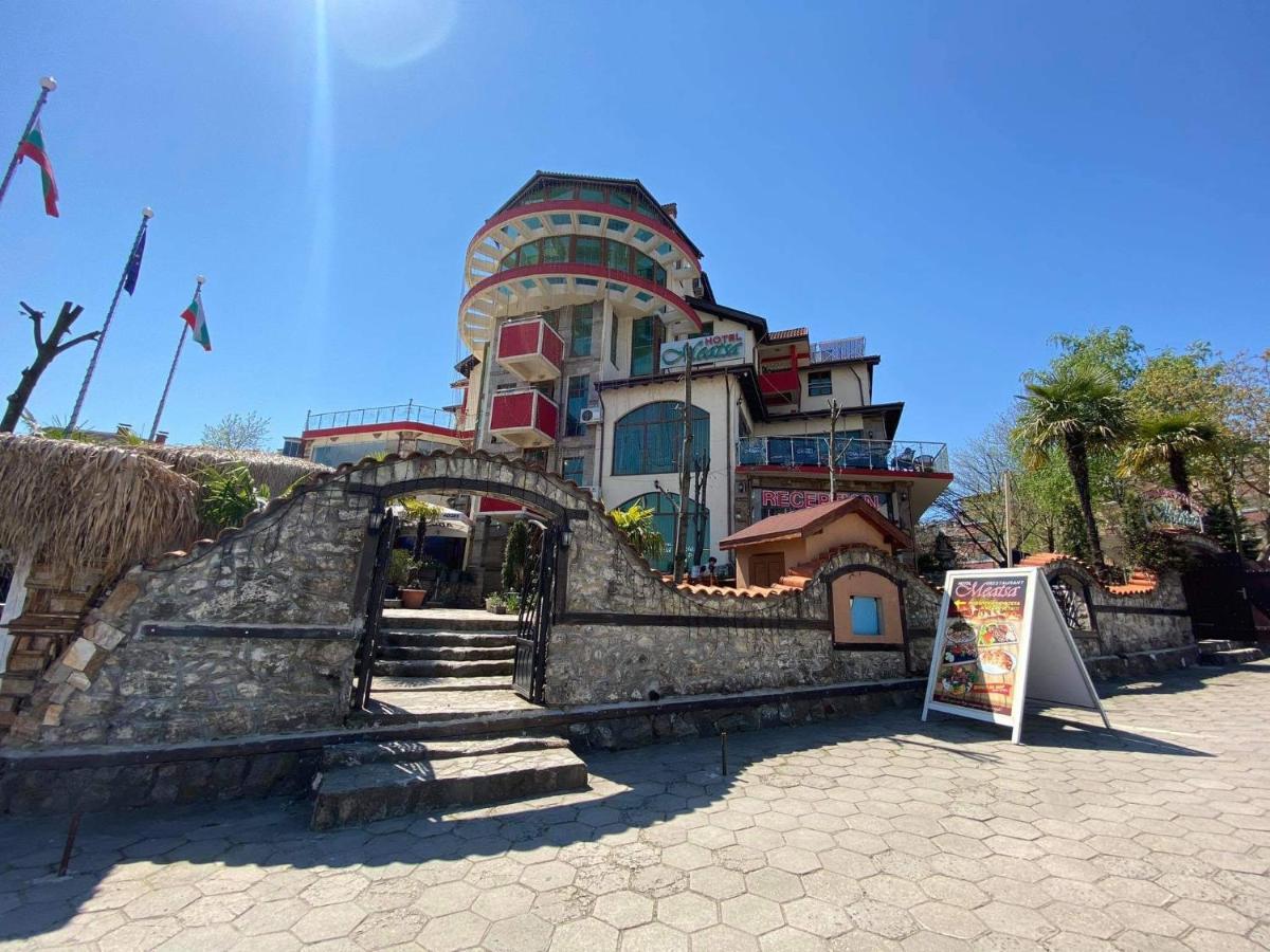 Meatsa Hotel Kurdzhali Ngoại thất bức ảnh