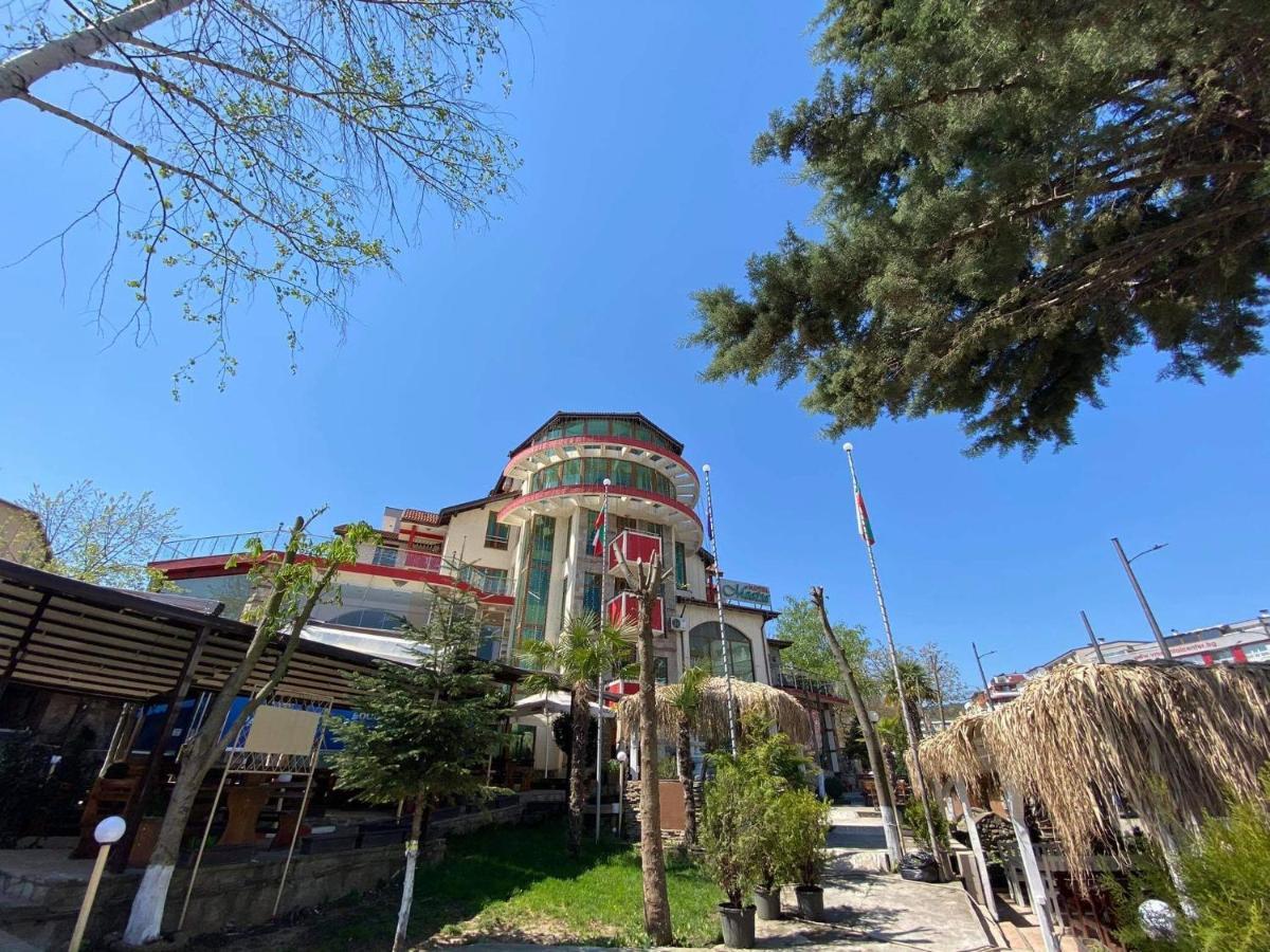 Meatsa Hotel Kurdzhali Ngoại thất bức ảnh