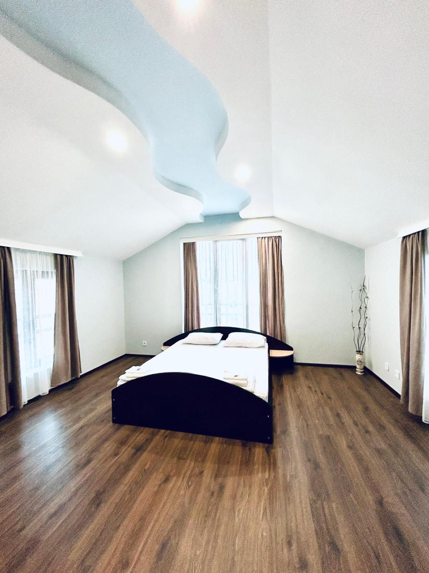 Meatsa Hotel Kurdzhali Ngoại thất bức ảnh