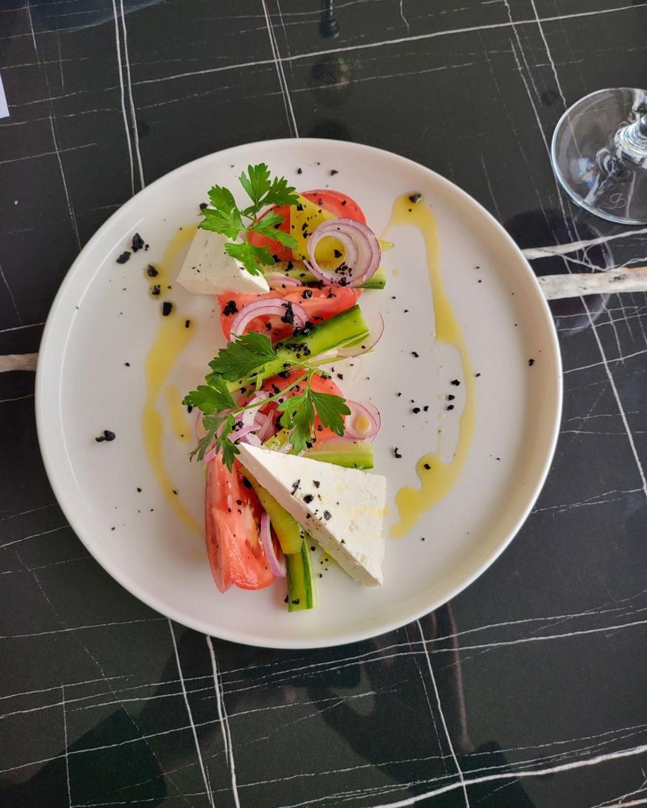 Meatsa Hotel Kurdzhali Ngoại thất bức ảnh