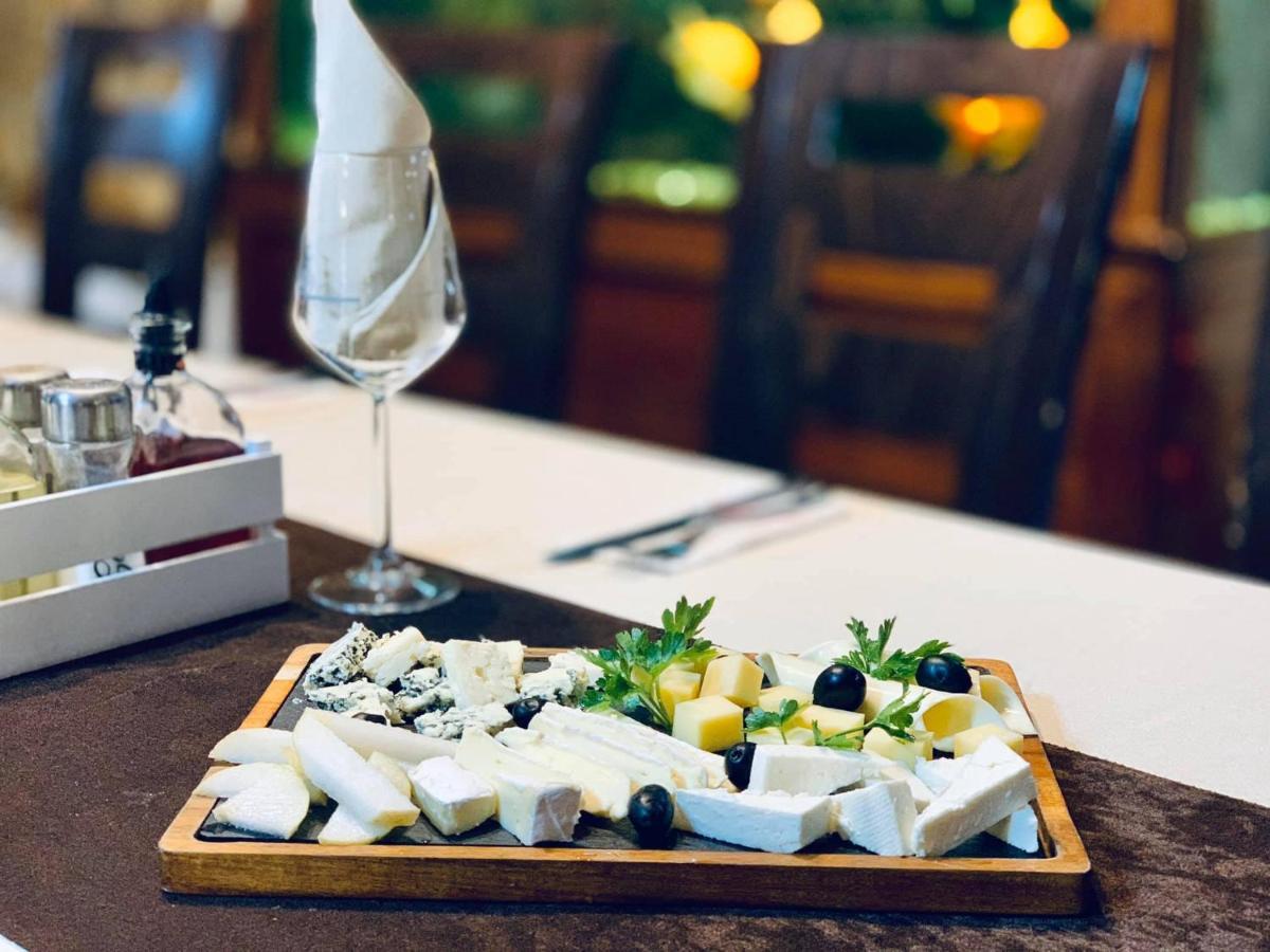 Meatsa Hotel Kurdzhali Ngoại thất bức ảnh